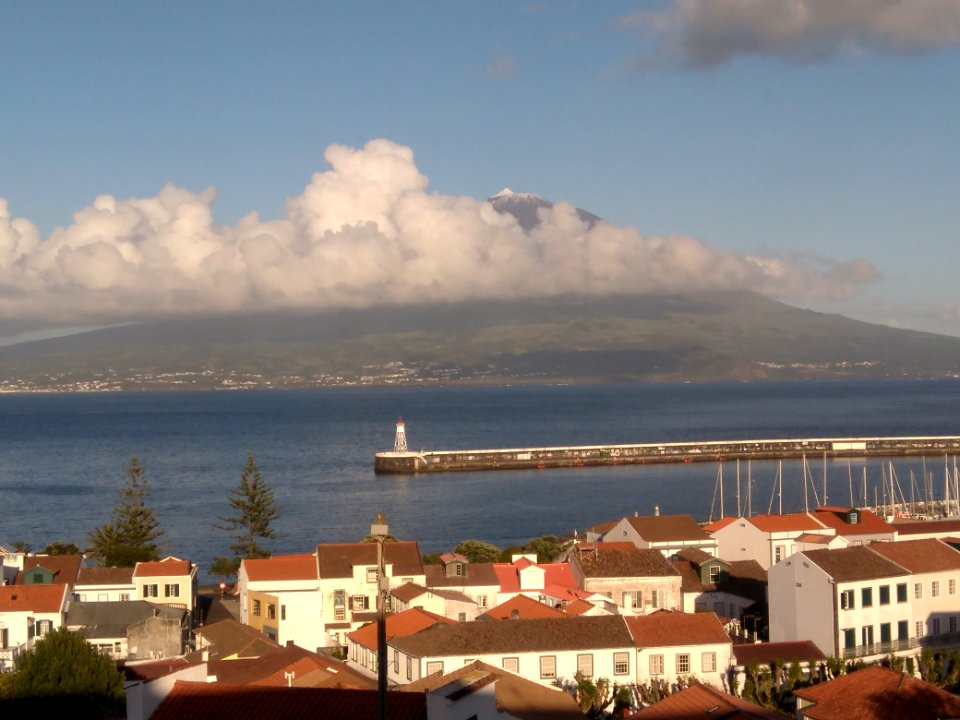 Volcán do Pico desde Horta - Azores - Faial