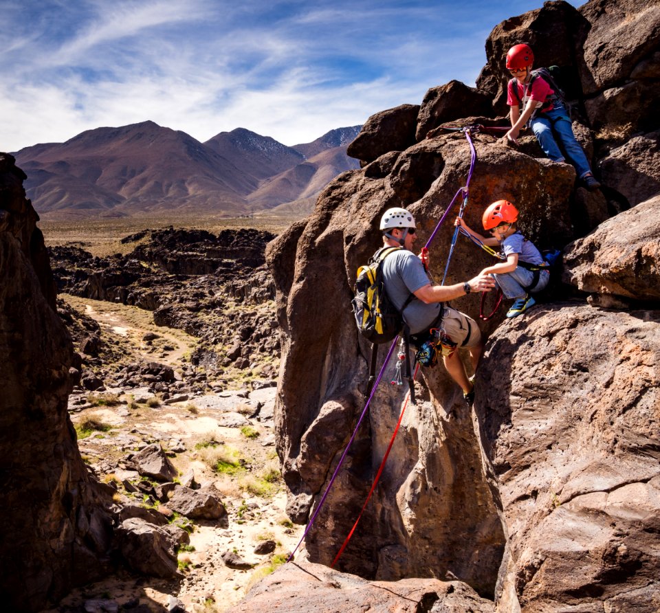 Fossil Falls Campground