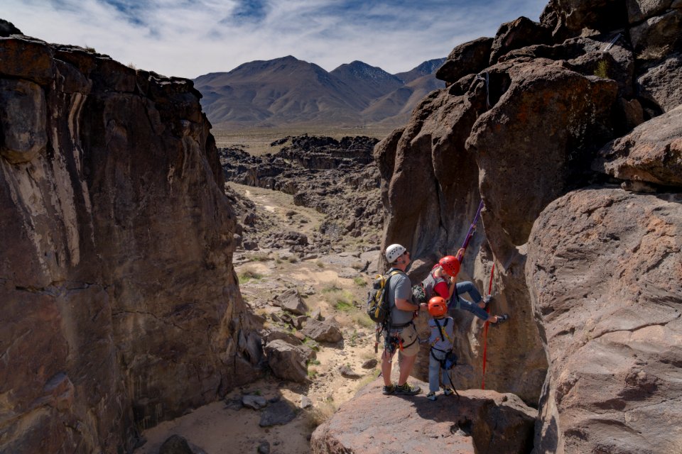 Fossil Falls Campground