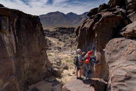 Fossil Falls Campground