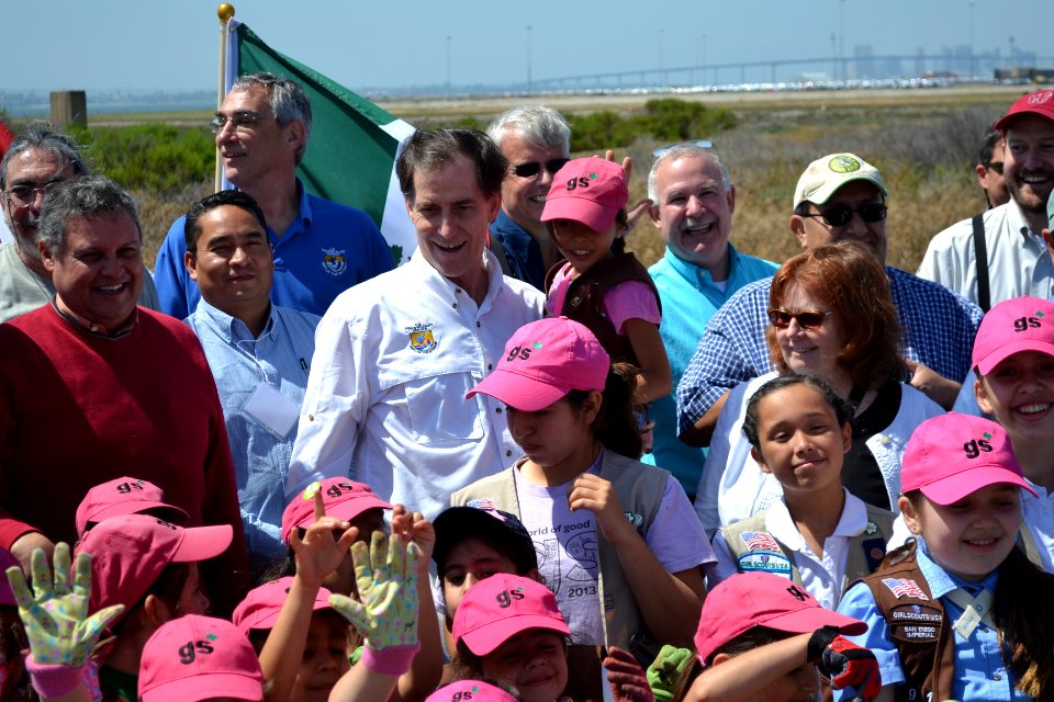 San Diego Bay National Wildlife Refuge - Milkweed Planting Event