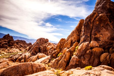 Alabama Hills with Inyo Mountains (4 of 8)