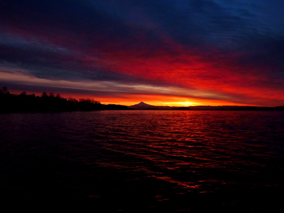 Sunrise at Columbia River in Vancouver, WA