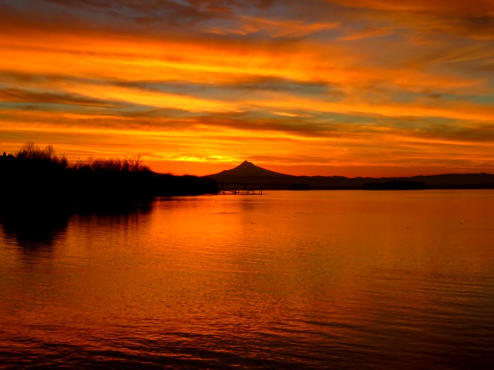 Sunrise at Columbia River in Vancouver, WA