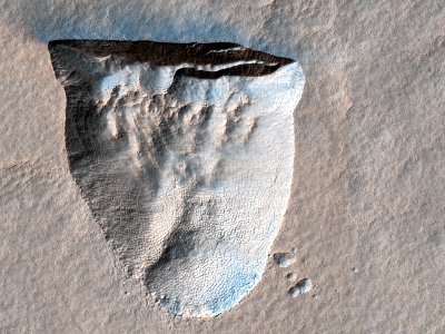 An Icy Scarp in the Southern Mid-latitudes