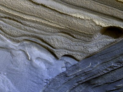 ESP 018636 2745