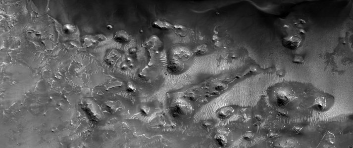 The Floor of Noctis Labyrinthus photo