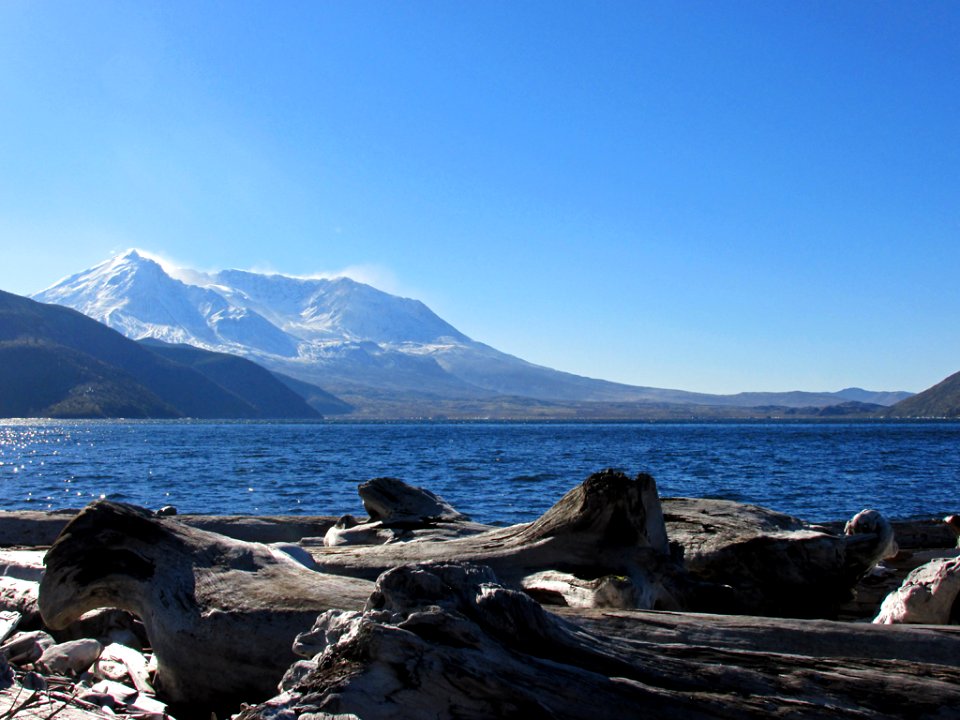 Spirit Lake at Mt. St. Helens NM in Washington
