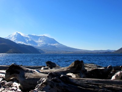 Spirit Lake at Mt. St. Helens NM in Washington