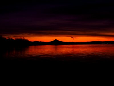 Sunrise at Columbia River 12/8/17