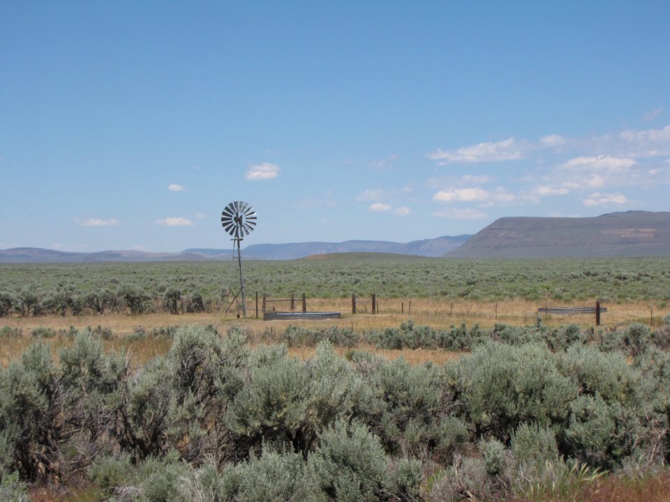 Surprise Valley Barrel Springs Back-Country Byway