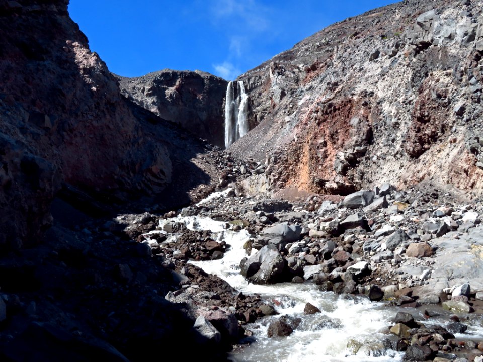Loowit Falls Trail at Mt. St. Helens NM in WA