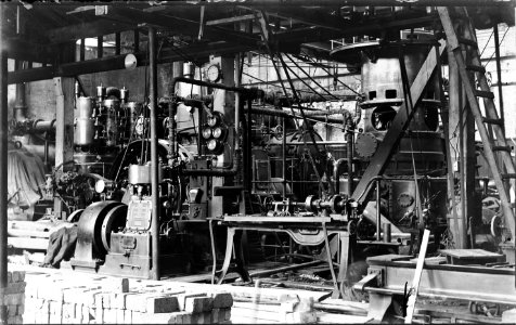 102; Interior of unidentified engine room - Circa 1920