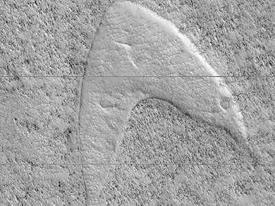 Dune Footprints in Hellas