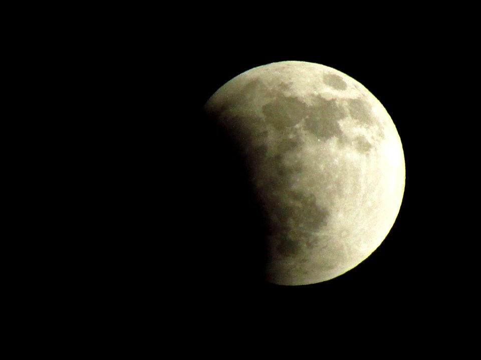 Total Lunar Eclipse Blood Moon in WA 4/14/14