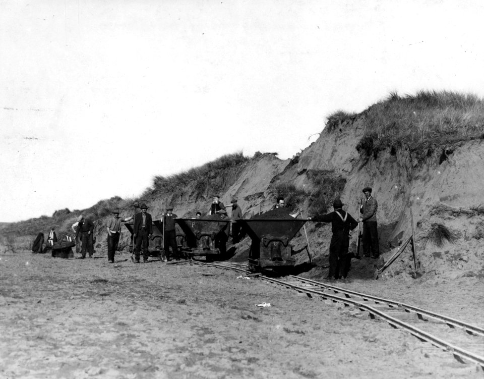 37; Relief Works, Lyall Bay - 1930