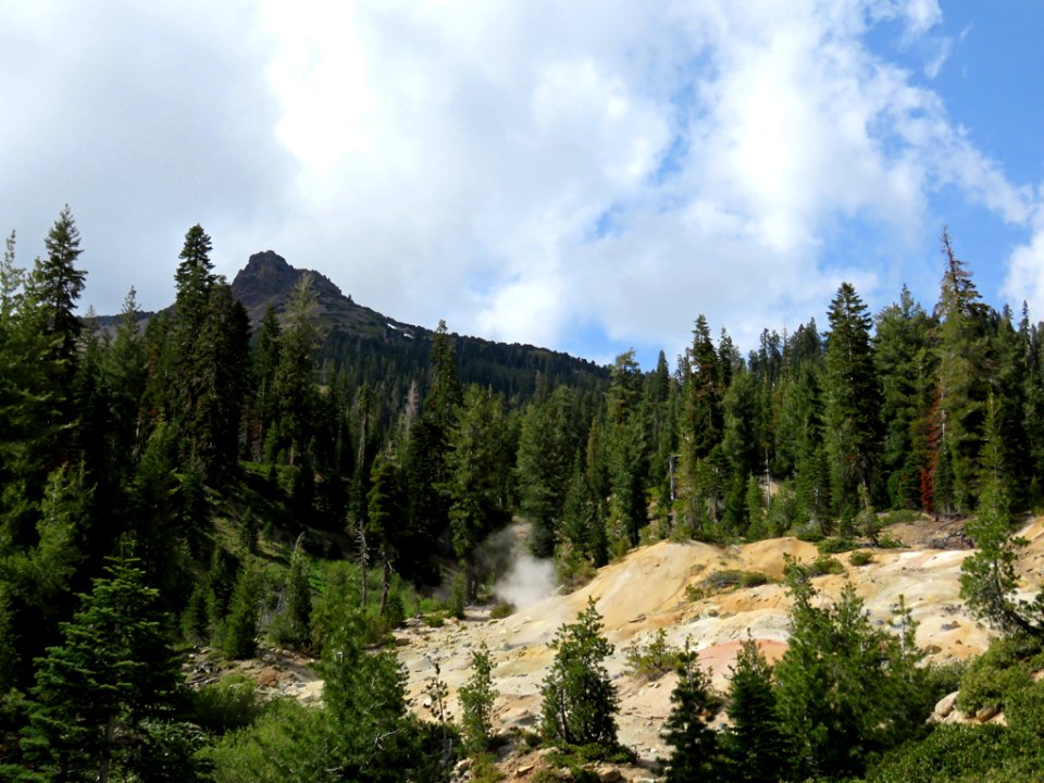 Lassen Volcanic NP in CA