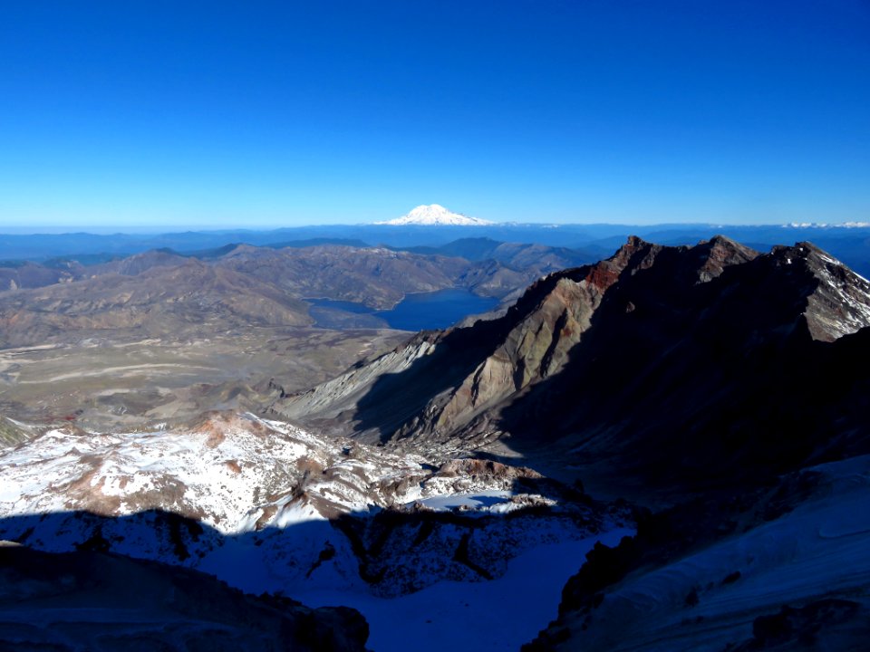 Mt. St. Helens Summit Trail in WA