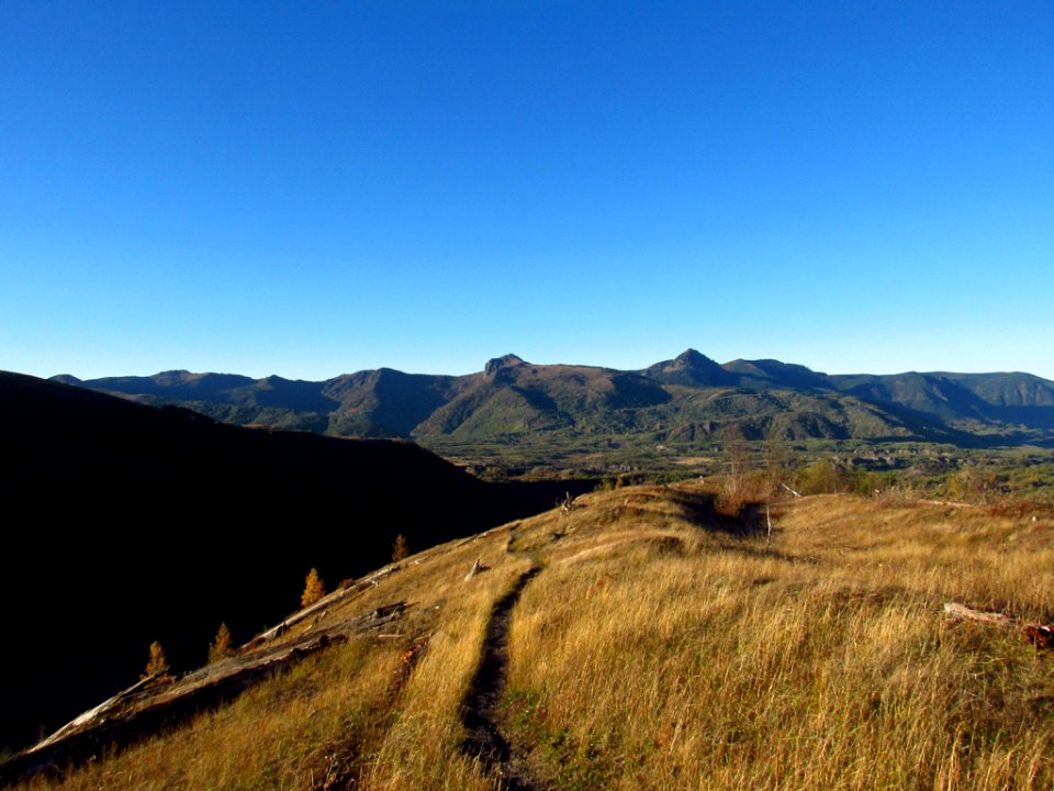 Coldwater Lake Loop Trail in WA