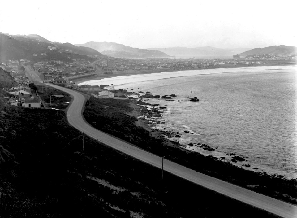 39- Elevated view looking back towards Lyall Bay and Kilbirnie., Queens Drive - Feb 1926