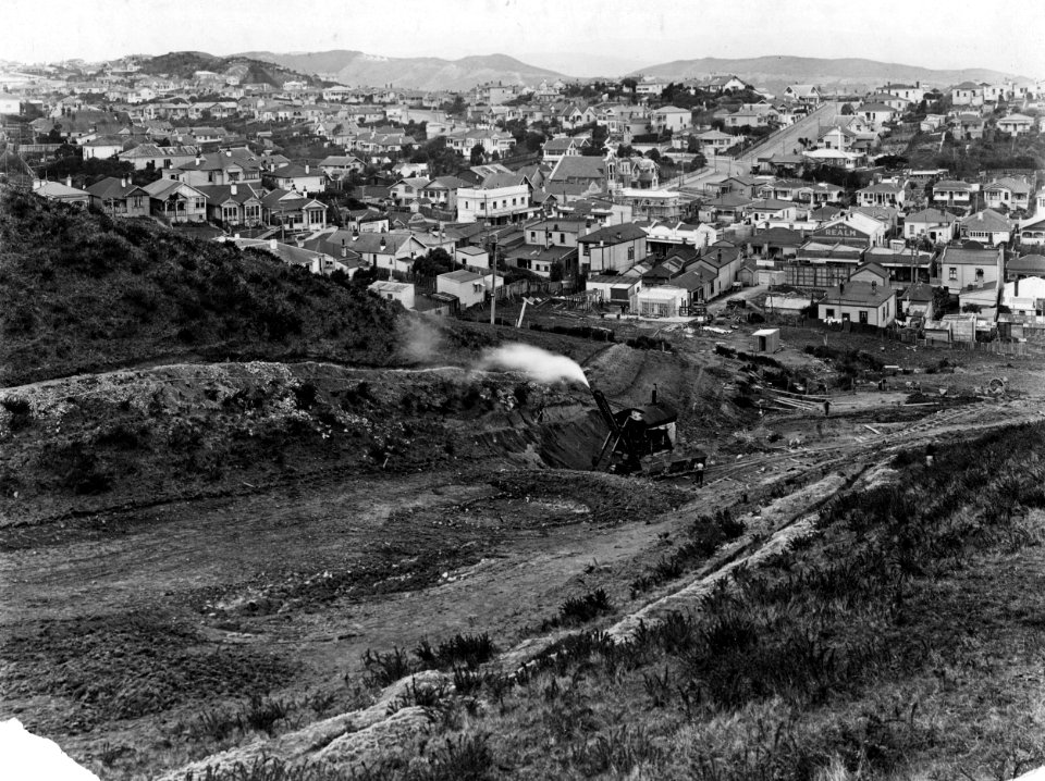 44; Mount Victoria Tunnel, construction - 1930