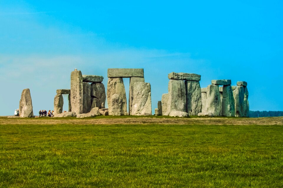 Stonehenge historical monument stones