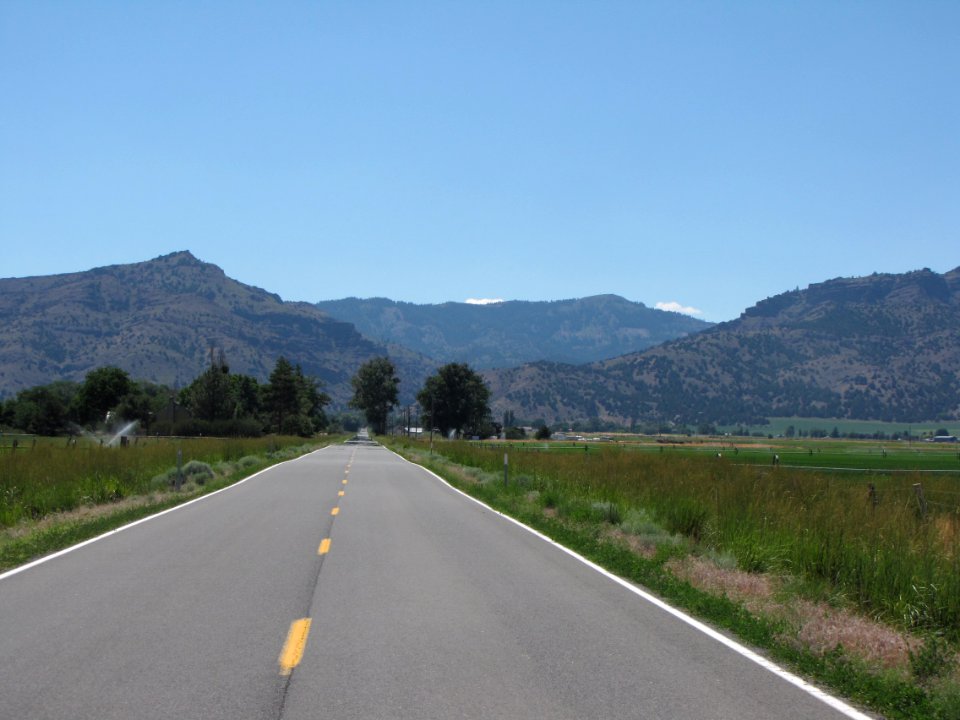 Surprise Valley Barrel Springs Back-Country Byway