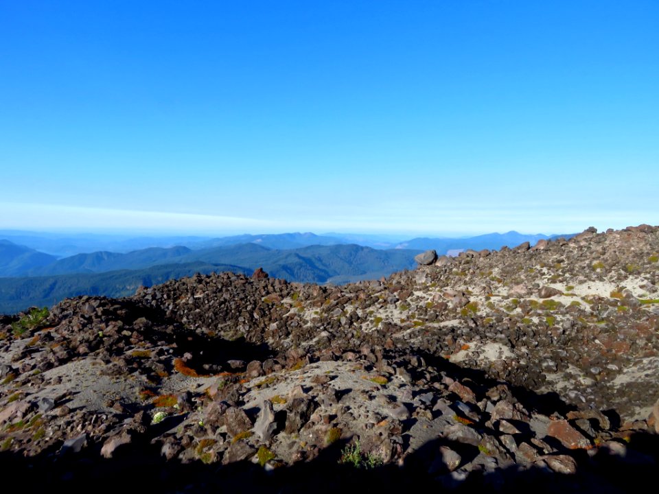 Mt. St. Helens Summit Trail in WA