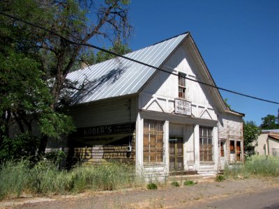 Surprise Valley Barrel Springs Back-Country Byway