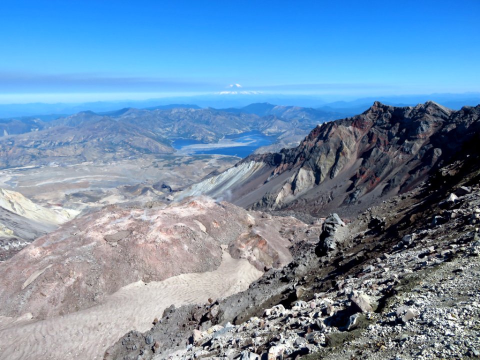 Mt. St. Helens Summit Trail in WA