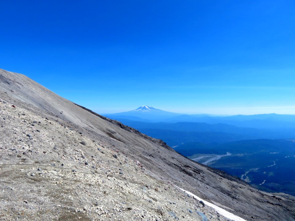 Mt. St. Helens Summit Trail in WA