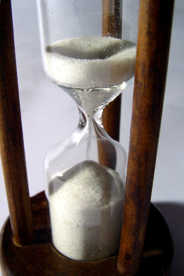 Run out egg timer clock