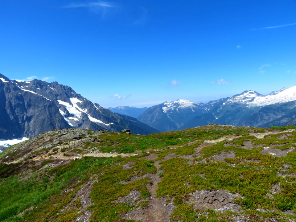 Cascade Pass Trail at North Cascades NP in WA