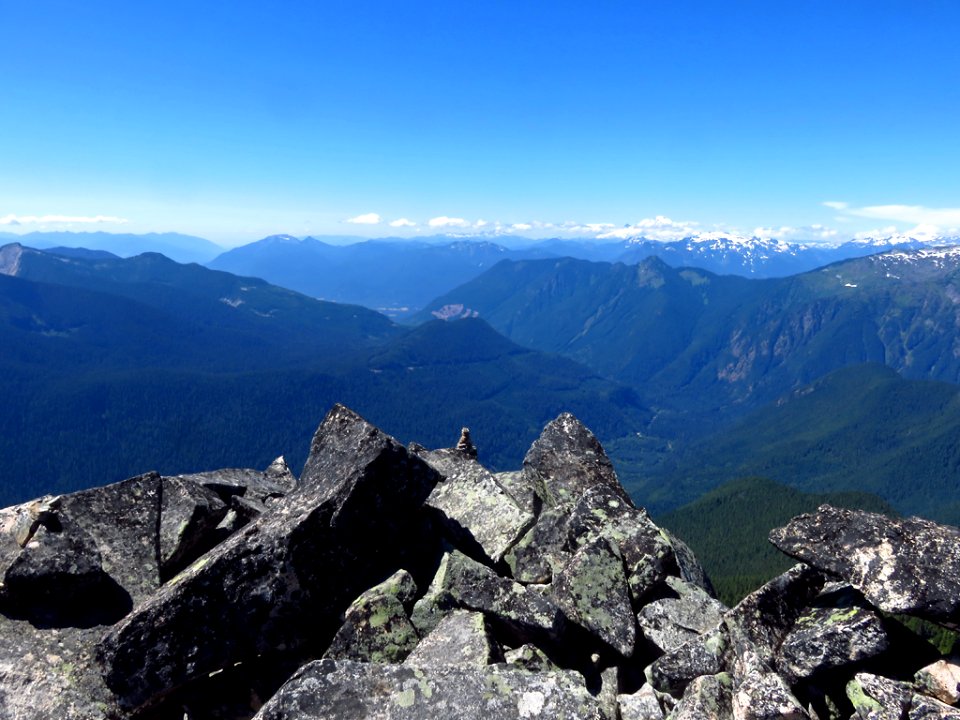 Hidden Lake Trail at North Cascades NP in WA