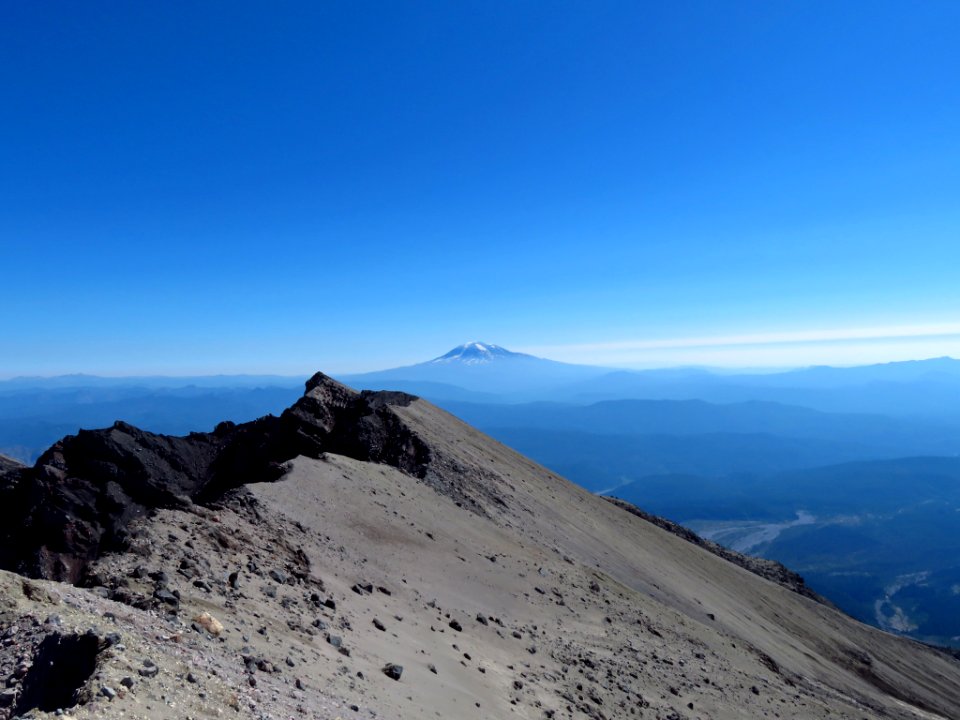 Mt. St. Helens Summit Trail in WA