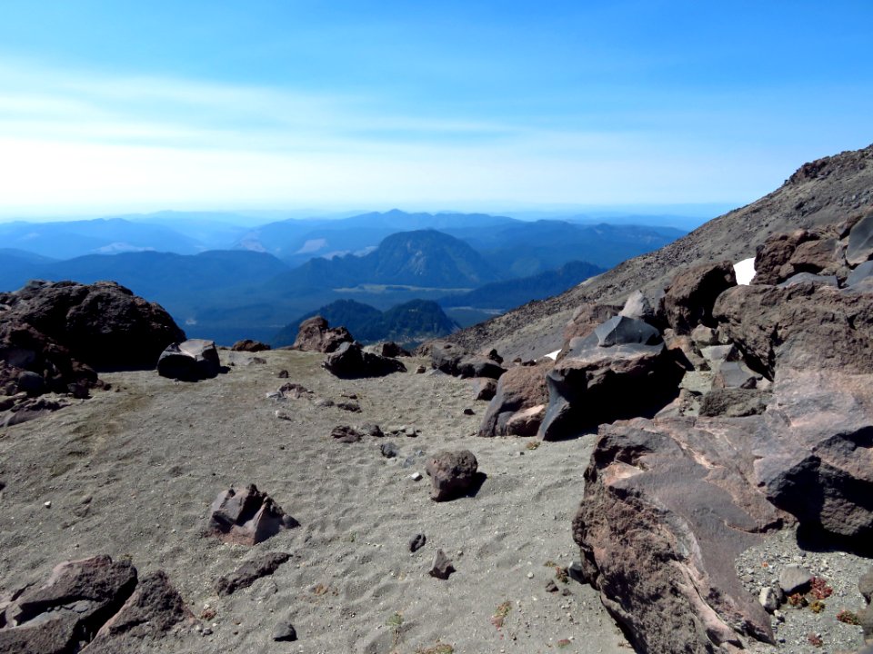 Mt. St. Helens Summit Trail in WA