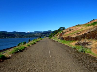 Old Hwy 8 on Labyrinth-Coyote Wall Trail in WA