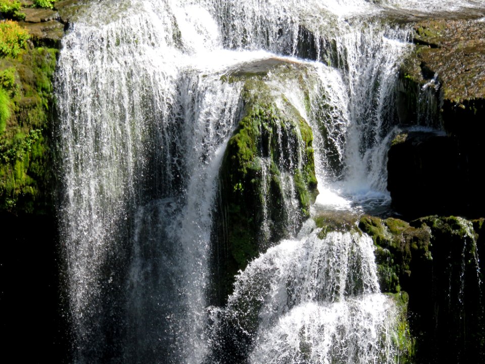 Lower Lewis River Falls in WA