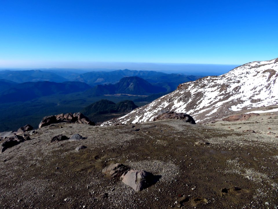 Mt. St. Helens Summit Trail in WA