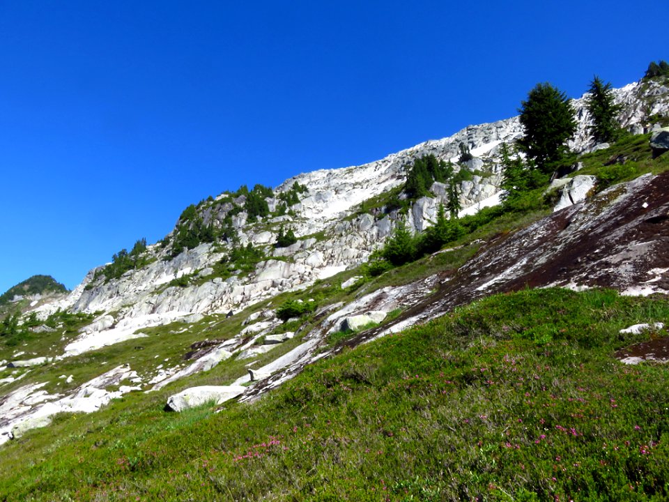Hidden Lake Trail at North Cascades NP in WA