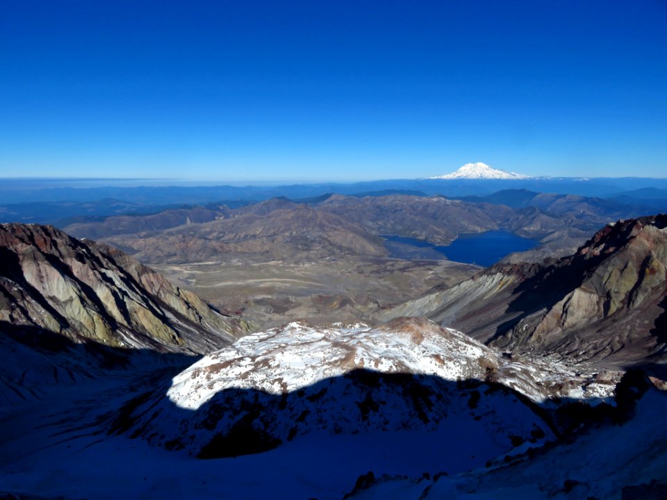 Mt. St. Helens Summit Trail in WA