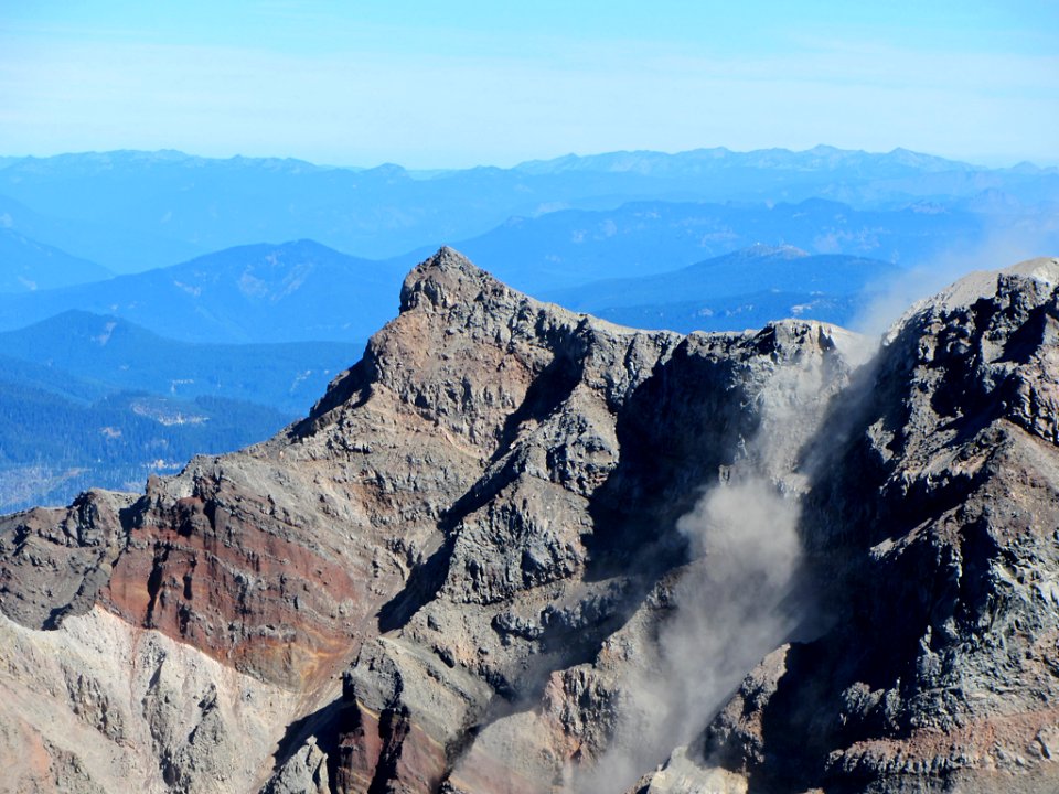 Mt. St. Helens Summit Trail in WA