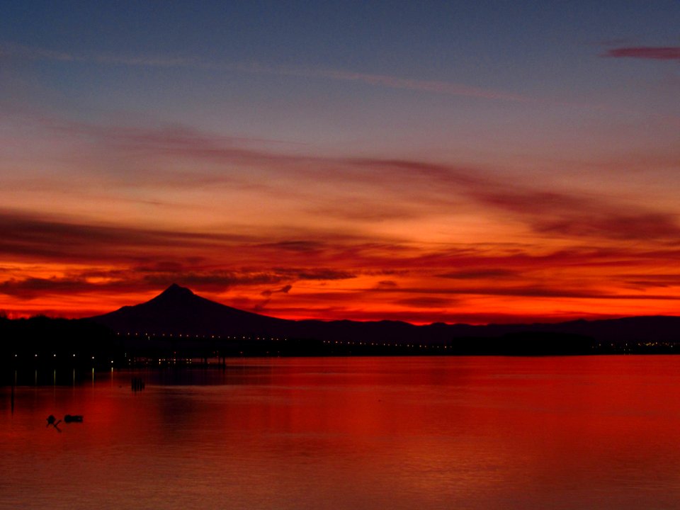 Sunrise at Columbia River 12/9/17