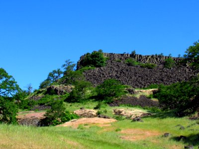 Labyrinth-Coyote Wall Trail in WA