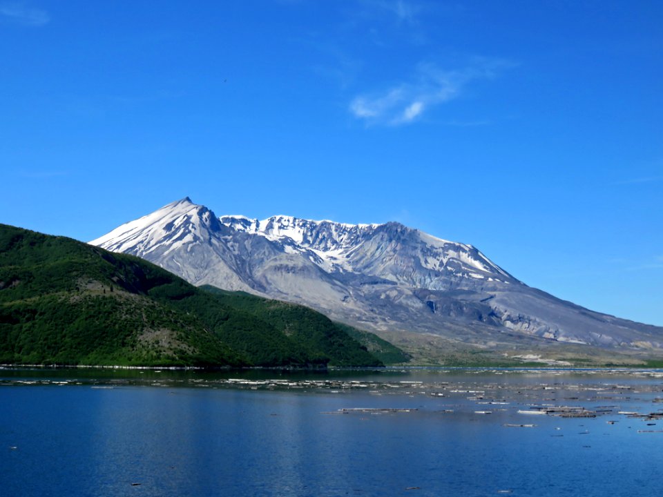 Spirit Lake at Mt. St. Helens NM in WA