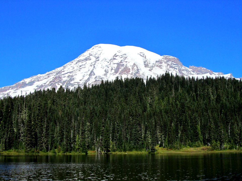 Reflection Lake at Mt. Rainier NP in WA