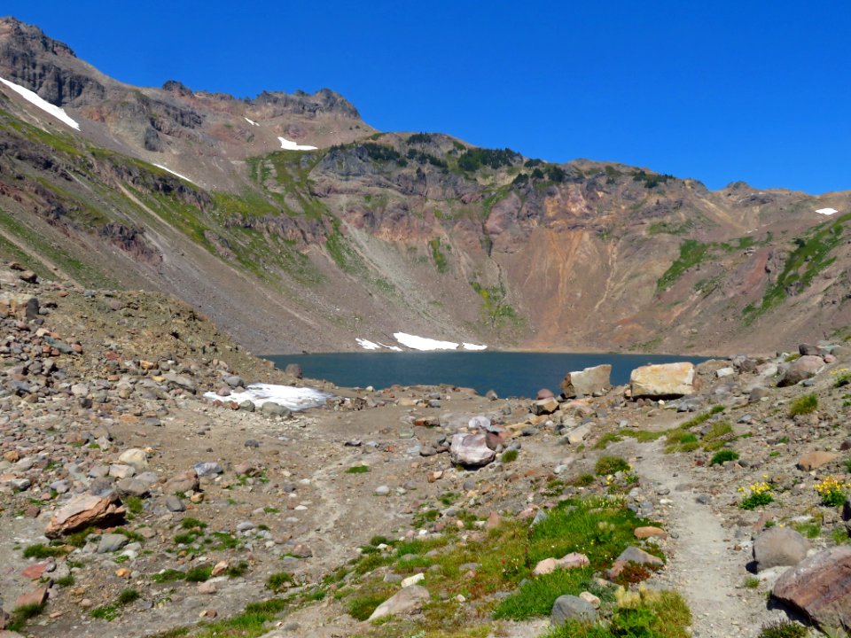 Goat Lake at Goat Rocks Wilderness in WA