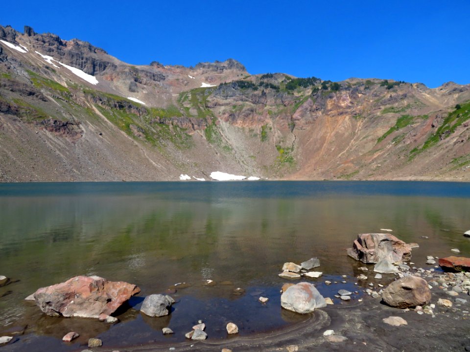 Goat Lake at Goat Rocks Wilderness in WA