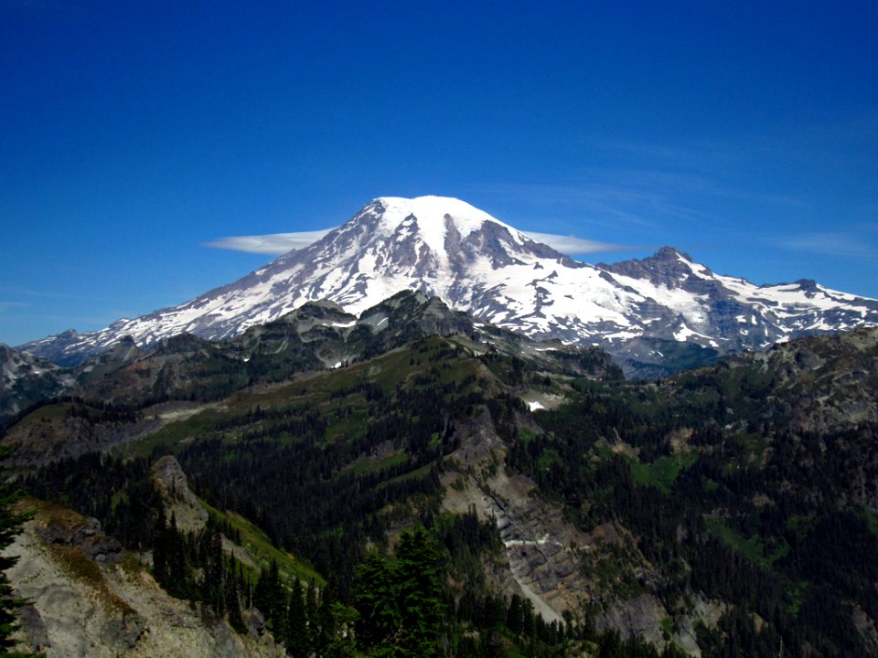 Mt. Rainier at Tatoosh Wilderness in WA