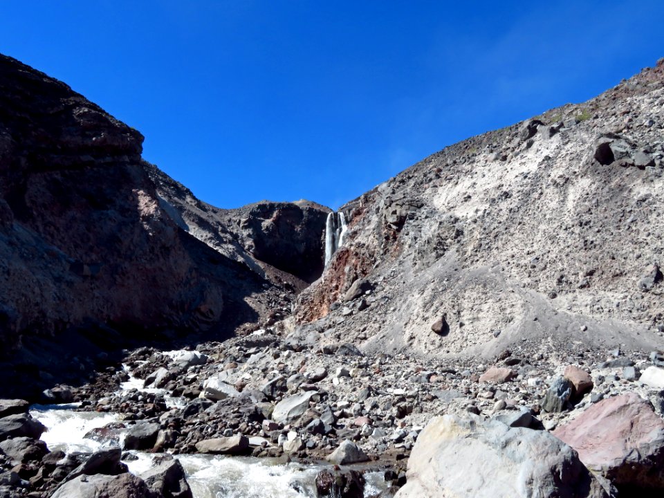 Loowit Falls Trail at Mt. St. Helens NM in WA